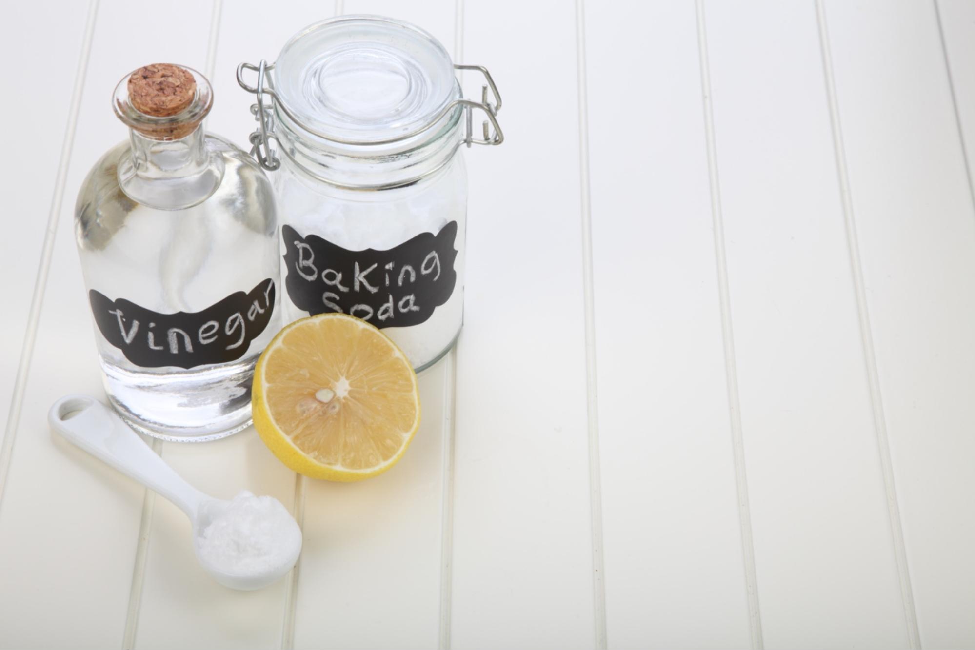 Vinegar and baking soda with lemon